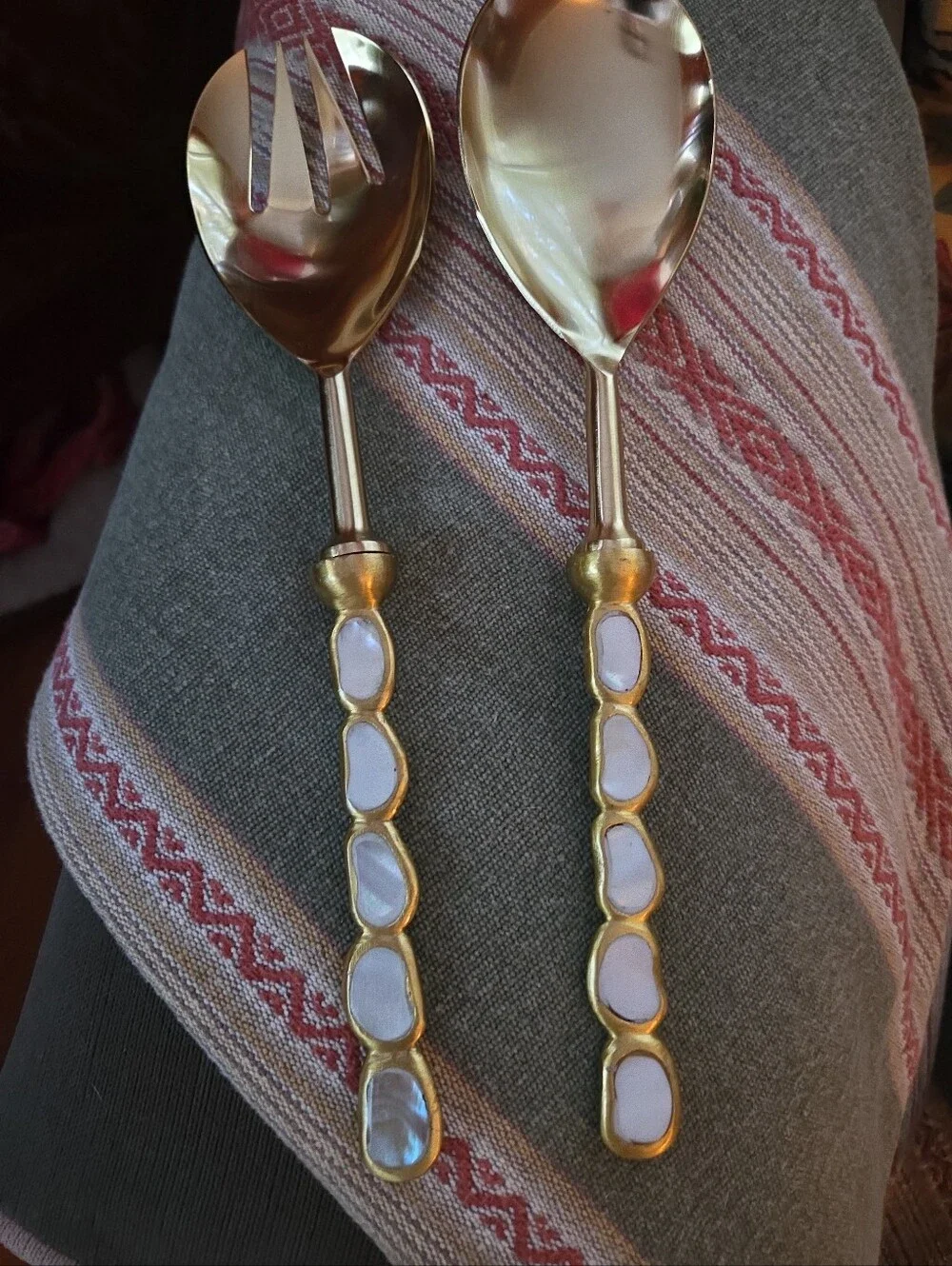 Keshi Mother Of Pearl Serving Set
